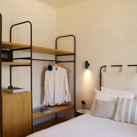 Chill & Co. Serifos *