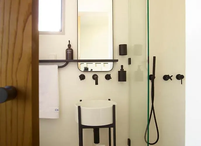 Chill & Co. Serifos Hotel *