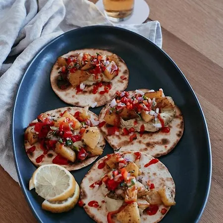 Chill & Co. Serifos Hotel *