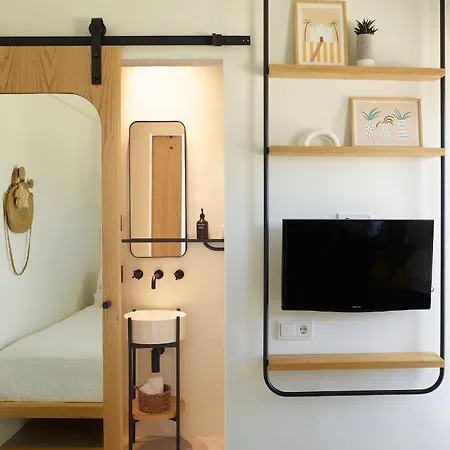 Chill & Co. Serifos Hotel Livadi (Serifos)