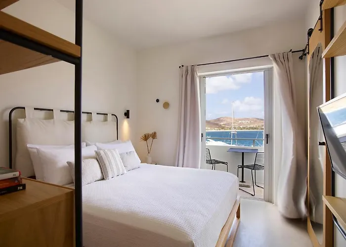 Chill & Co. Serifos Hotel *